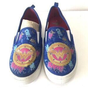 DC Wonder Woman Girls Sz 2 Slip On Canvas Sneakers Shoes Colorful Gold Blue Ela